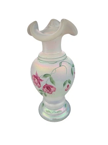 Fenton Glass Company Flower Vase 9”