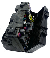 2011 Dodge Ram 1500 2500 04692319aj Integrated Power Module Fuse Box Tipm