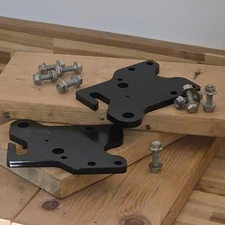 JOHN DEERE 1025R 1026R 2025R TRACTOR FRONT QUICK HITCH SUPPORT BRACKETS LVU34571