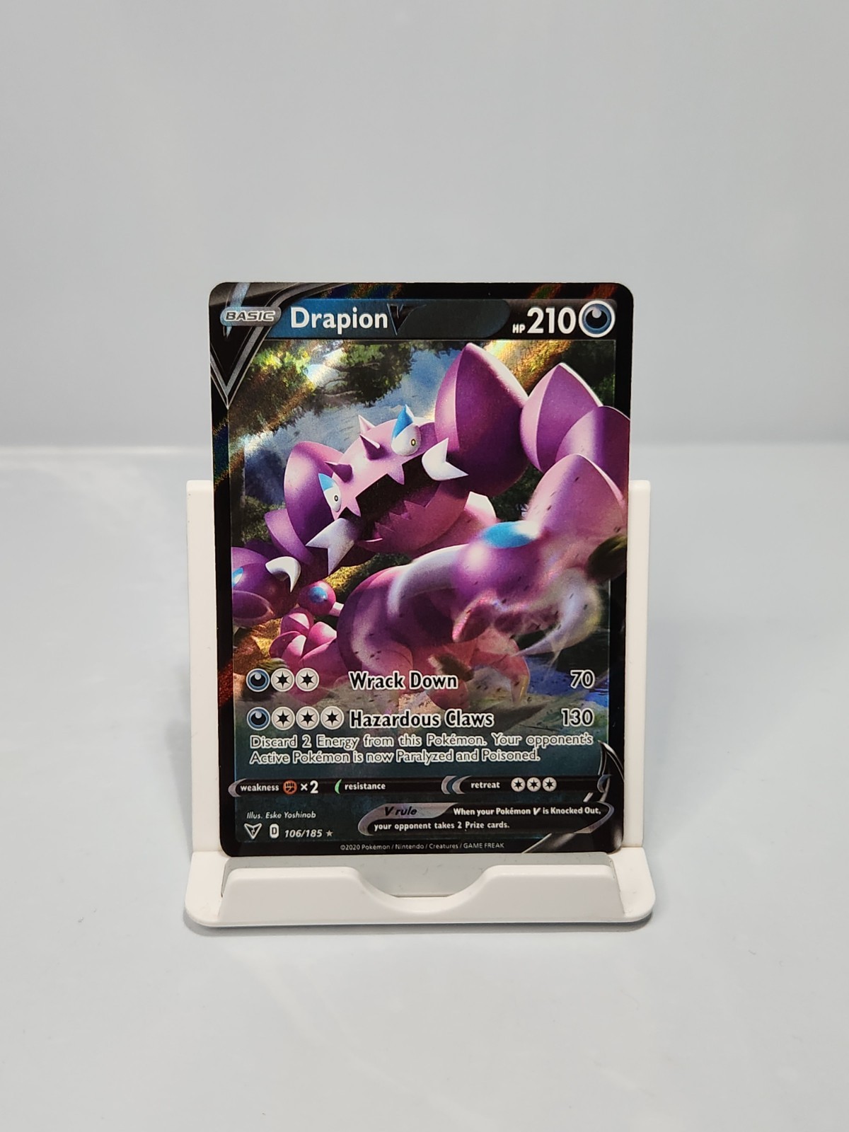 Drapion V 106/185 Ultra Rare Holo Vivid Voltage Pokemon Card