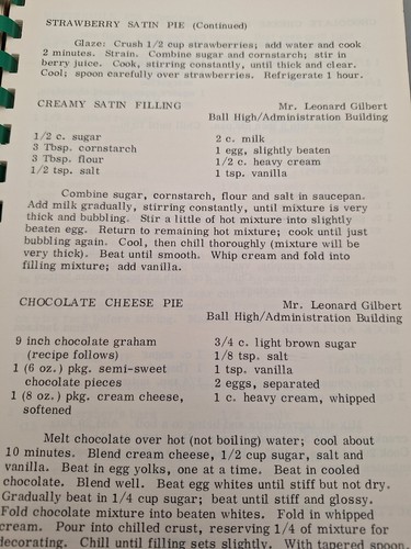 Galveston Educational Secretaries Assoc. ~What's Cookin' on the Island? ~ 1978 - Picture 9 of 11