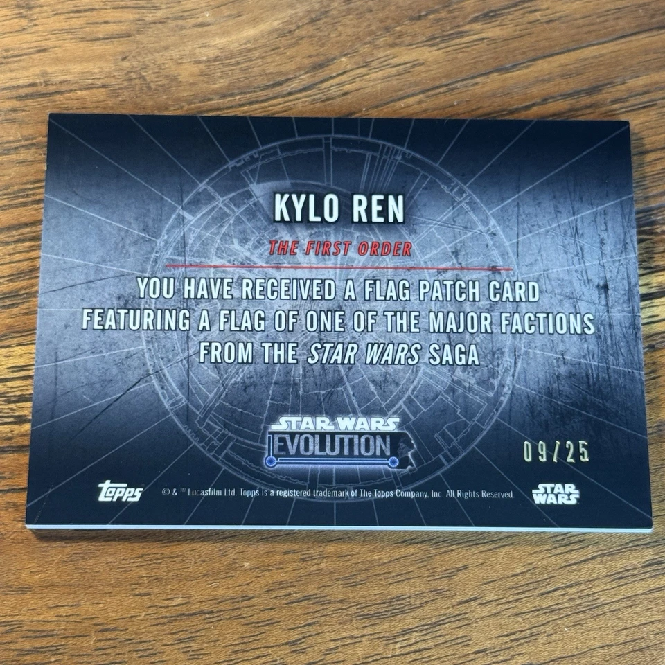 Kylo Ren 2016 Topps Star Wars Evolution GOLD 9/25 Commemorative Flag Patch Relic - Image 2 of 3