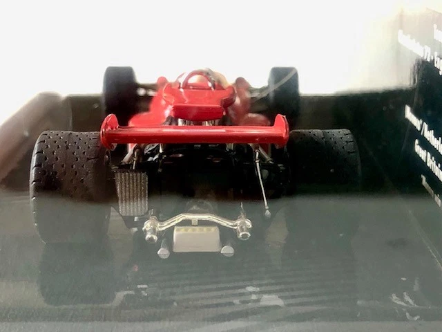 Minichamps F1 1:43 Lotus Ford 72 N°2 Jochen Rindt World Champion 1970, New - Immagine 4 di 4