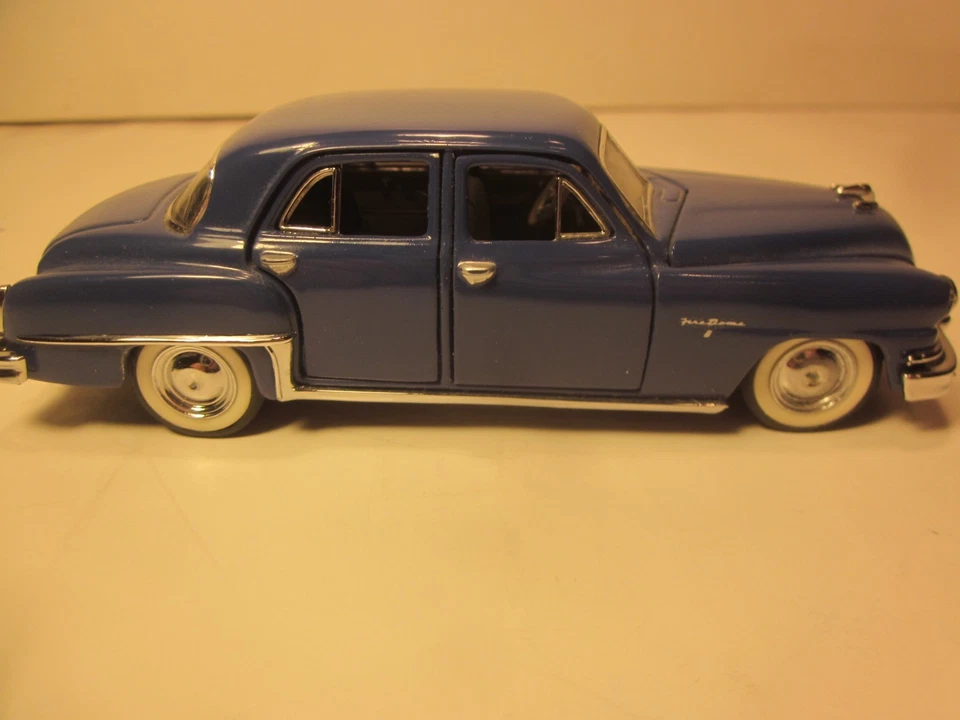 FRANKLIN COMO NUEVO 1/43 DIECAST "1952 DESOTO FIREDOM 8 SEDÁN" CLÁSICO SERIE AÑOS 50 Foto 3 de 4