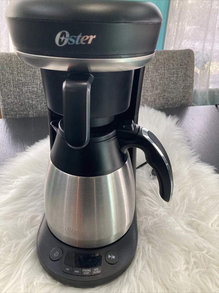 Combo cafetera Oster Pod + cafetera negra BVST-SS12XTH-033 probado funciona Foto 2 de 4