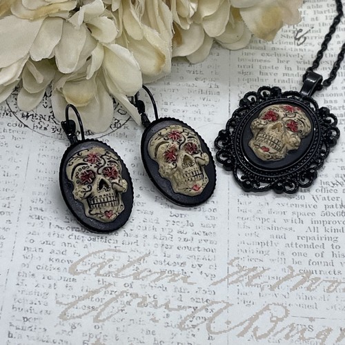 Sugar Skull Gothic Wedding Party Jewelry Birthday gift necklace Cameo Calavera - Picture 11 of 12