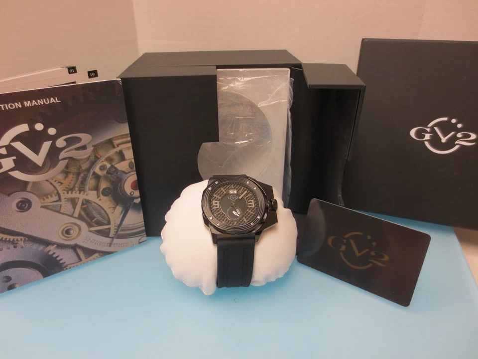 Reloj de silicona GV2 by Gevril 9401 Grande para hombre esfera negra IP acero fecha  Foto 3 de 4