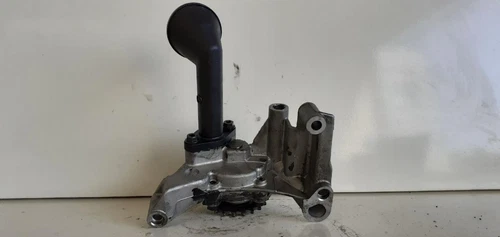 038111505C Pompa Olio per SEAT LEON (1P1) * 202341
