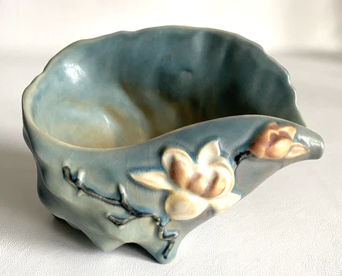 Vintage Roseville Pottery Magnolia Conch Shell Planter/Vase 453-6 Blue/Green