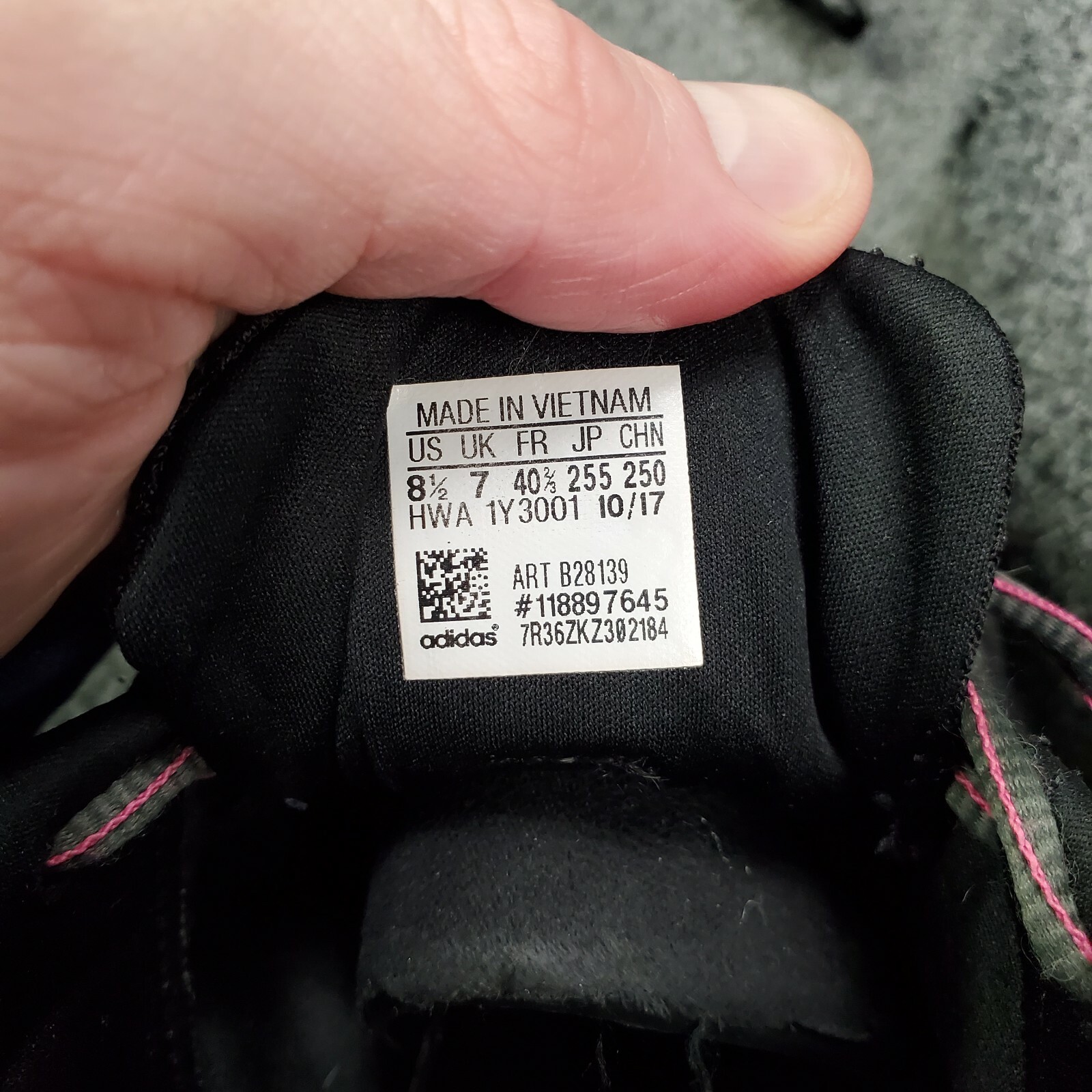 adidas b28139