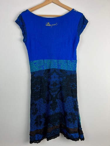 DESIGUAL Kleid klein blau Flügelärmel BLUMEN BESTICKT Boho Chic abstrakt Strand - Bild 7 von 17