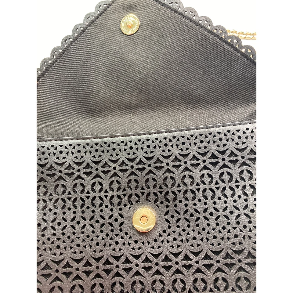 Сумка через плечо Aldo черный конверт цветочный лазерный вырез дизайн золотая цепочка ремень - Изображение 4 из 4