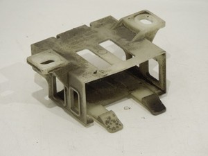 Audi A6 4F C6 kraftstoffpumpensteuergerät ecu halterung 4F0907333A