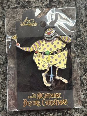DLR Nightmare Before Christmas 13 Weeks of 13 Treats Clown w/ Tear-Away Face Pin