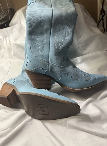 Dingo 1969 “New” Baby Blue Suede Western Boots W/Size 8 - Picture 2 of 10