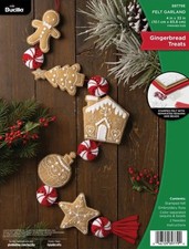 DIY Bucilla Gingerbread Treats Christmas Garland Felt Wall Hanging Kit 89779