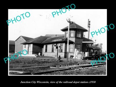 OLD LARGE HISTORIC PHOTO OF JUNCTION CITY WISCONSIN RAILROAD DEPOT STATION 1930