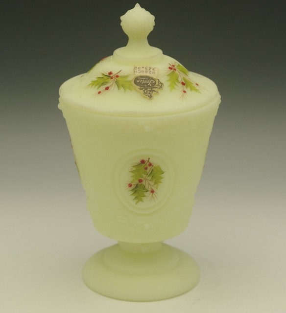 FENTON GLASS CUSTARD GLASS CANDY JAR HOLLY AND BERRY CHRISTMAS