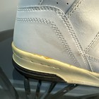 Foto 2 di 24