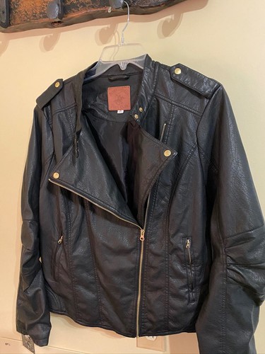 Beverly Hills Polo Club Faux Leather 