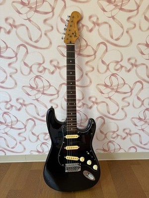 FENDER Squier Series Stratocaster Black 1990s Preowned Japan Semi Hard Case