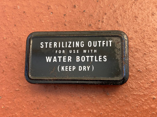 WW2 British Army Water Sterilizing Outfit Tin & Contents VGC