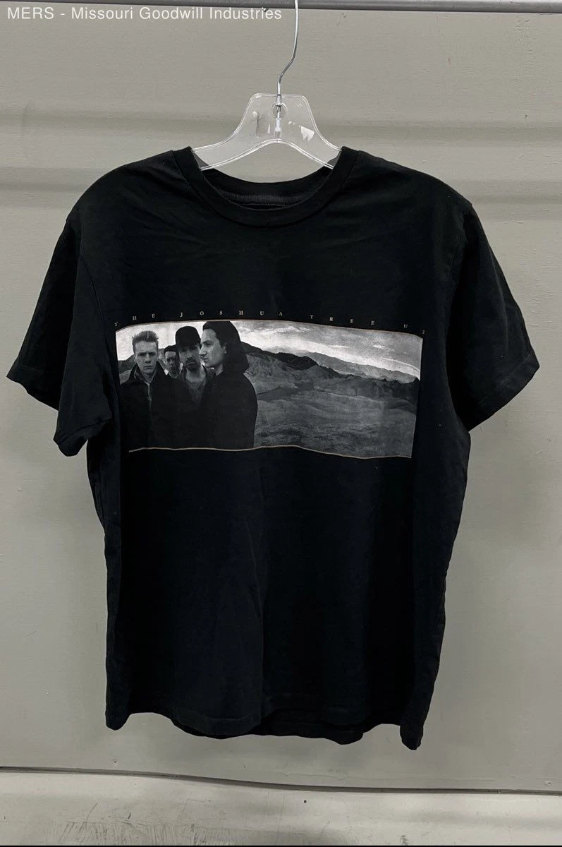 Preços baixos em Roupas de U2 Original | eBay
