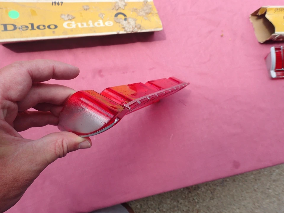 Oldsmobile 88 Delta Delmont 1967 lente de luz trasera inferior, izquierda, ¡nuevo! 5958427 Foto 3 de 4