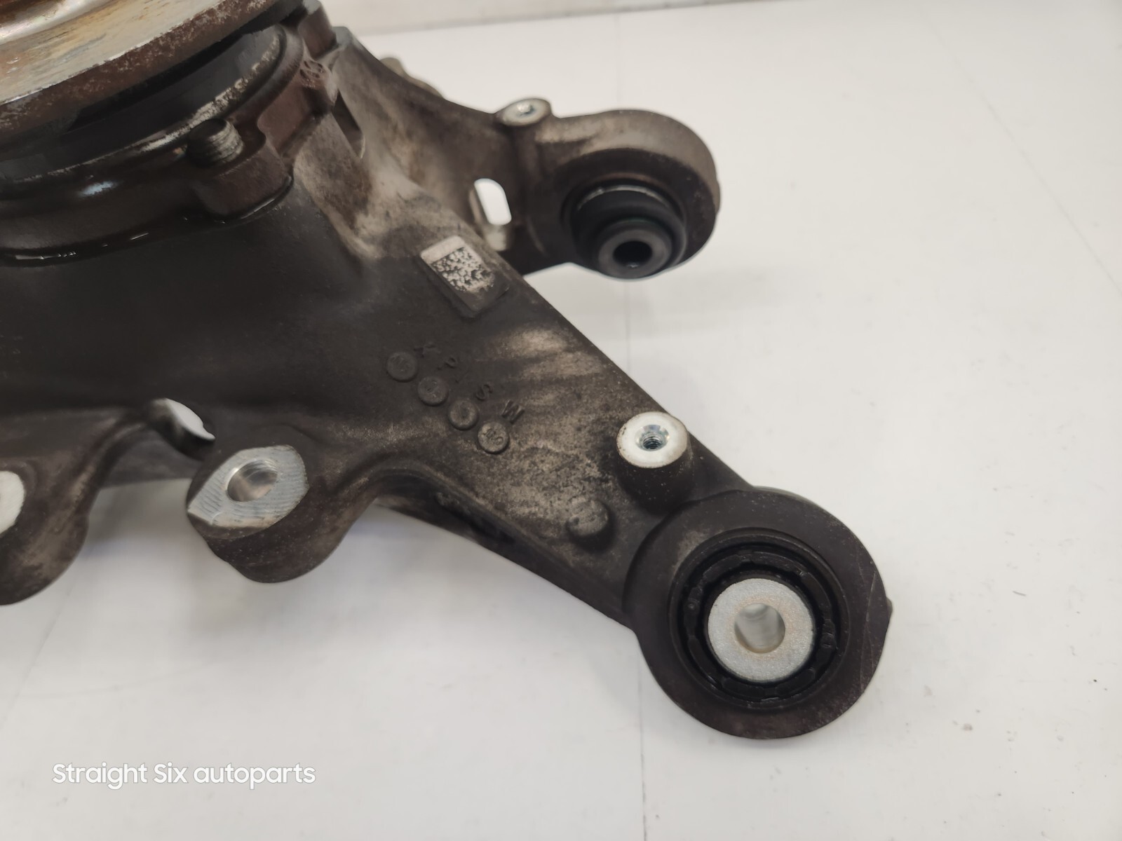✅ 14-20 OEM BMW i8 I12 I15 Rear Left Hub Spindle Knuckle Wheel Bearing Carrier