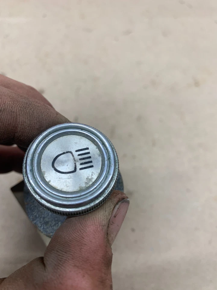 1973-1987 K10 Conjunto de perilla de interruptor de faro C10 K5 Blazer Jimmy K30 Suburban OE Foto 3 de 4