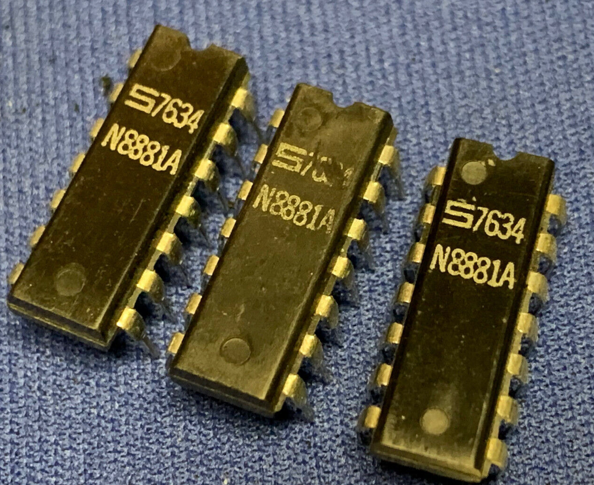 シンディ Re＋4枚 N8881A SIGNETICS 8881A 8881N 14-Pin DIP VINTAGE 1976 BLACK NOS