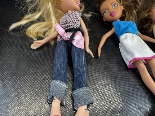 Bratz Dolls Lot Group Set of 3 with Clothes/Dress Doll 2001 - Bild 8 von 17