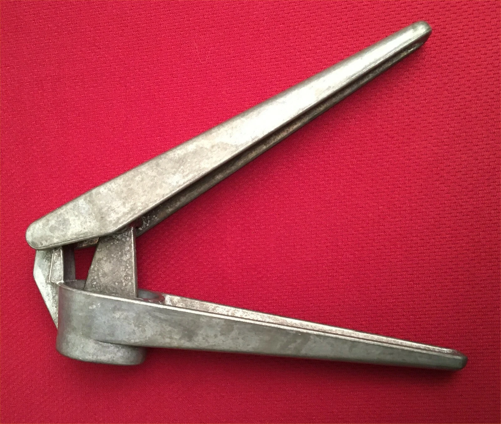 Quality Vintage Susi Aluminum Garlic Press Made in Switzerland by Zyliss