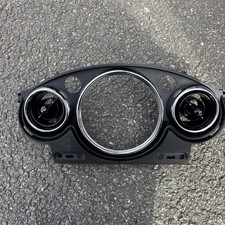2002 - 2006 Mini Cooper Convertble, Center Speedometer trim vent betzel