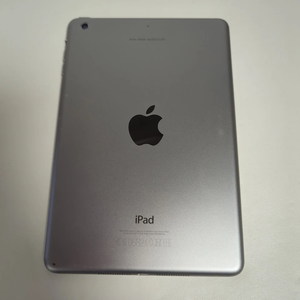Apple iPad Mini 2 (A1489) - 7.9" / Grey / 32GBB / iOS 12 / WiFi - Image 4 of 4