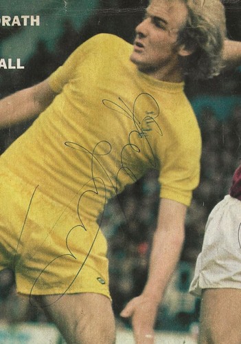 TERRY YORATH LEEDS UNITED TED MACDOUGALL WHU & THOMSON ALLAN DUNDEE AUTOGRAPHES - Picture 3 of 7