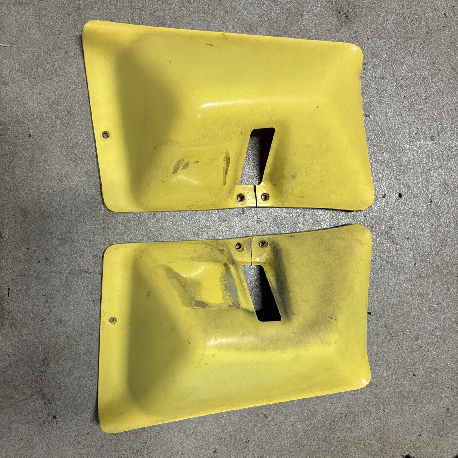1973 1979 Ford F150 F250 Seat Belt Retractor Cover Plate Shoulder