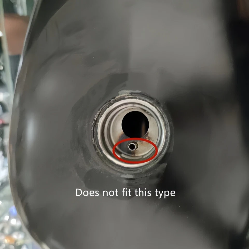 Motorcycle Chrome Push-Down Gas Cap for Harley Dyna Softail 1996-2017 Foto 2 de 4