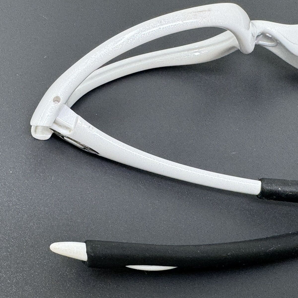 Oakley Minute 1.0 Pearl White Sunglasses Frames | eBay Oakley Minute 1.0 Pearl White Sunglasses Frames | eBay