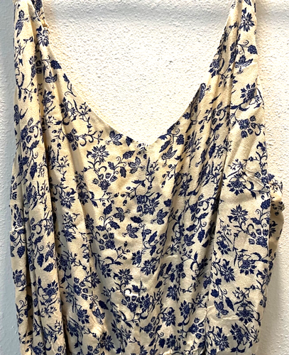Jessica Simpson FLORAL JUMPSUIT PLUS SZ 3X - Picture 3 of 7