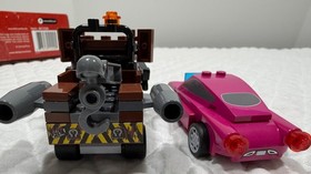LEGO Disney Pixar Cars 2 - 8424 Mater's Spy Zone with Instructions 2011