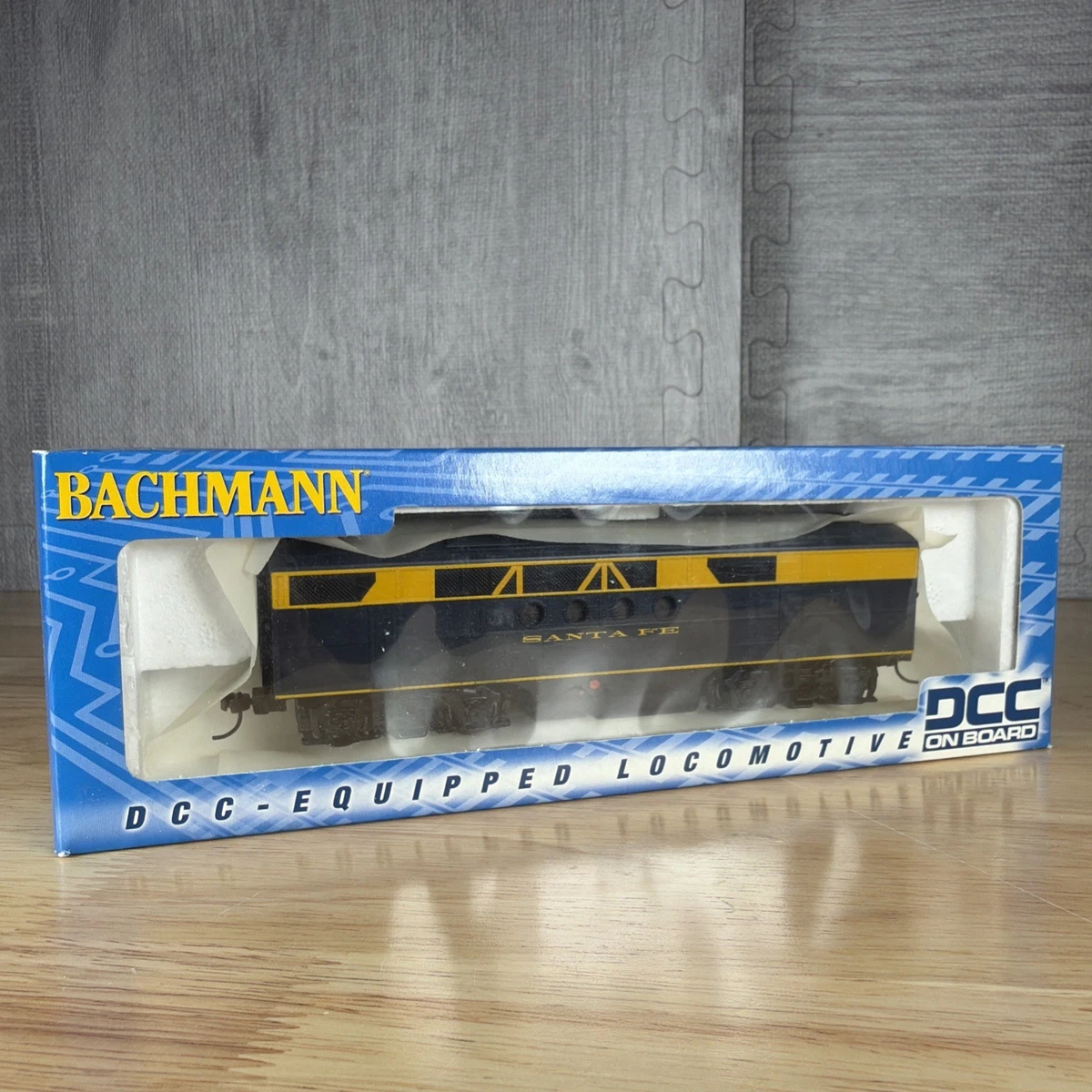Bachmann HO Santa Fe Model Railroad Locomotives for sale | eBay