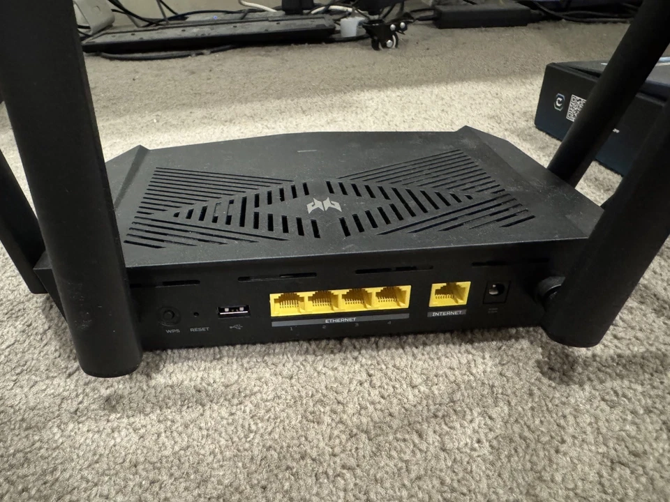 ACER PREDATOR CONNECT W6x AX6000 Wi-Fi 6 Gaming Router with Quad Core Processor - Image 2 of 3