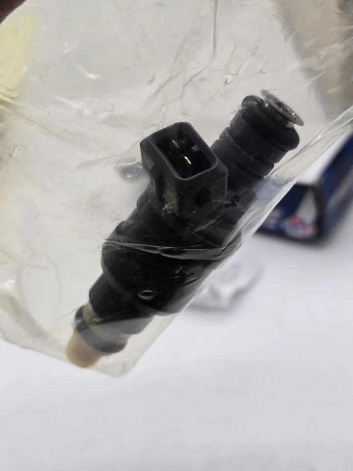 CARQUEST INYECCIÓN DE COMBUSTIBLE A2111413 - Inyector de combustible Foto 2 de 4