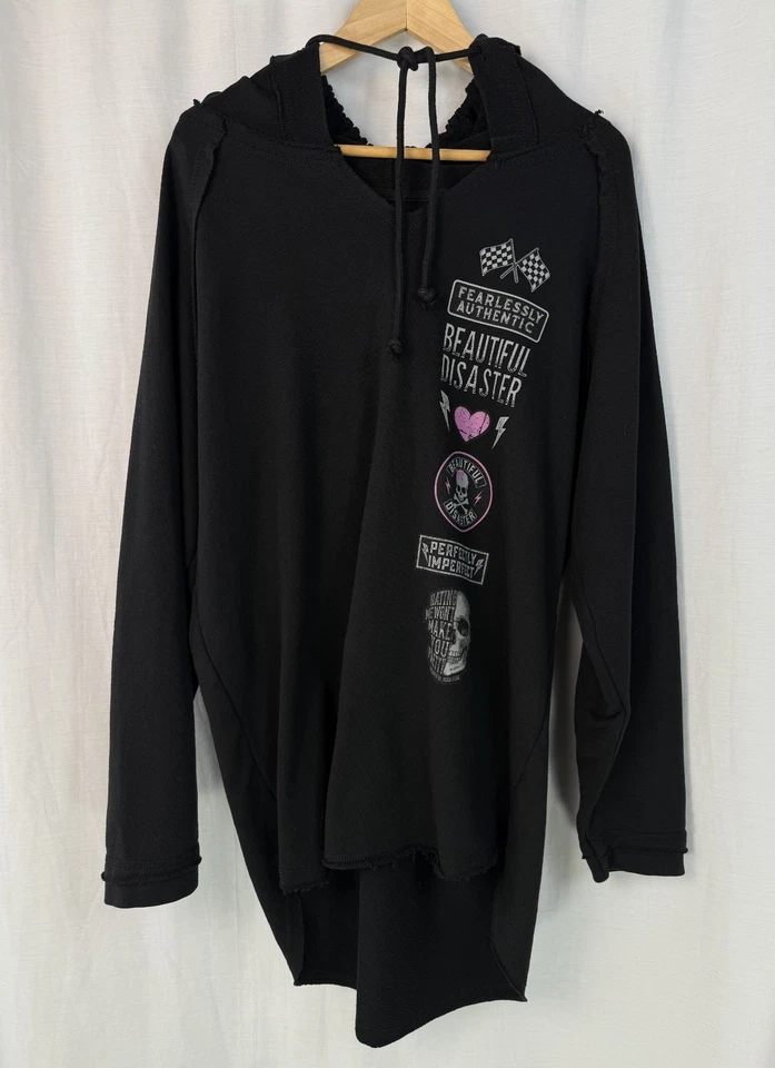 Hermosa sudadera con capucha Disaster para mujer calaveras rosas dobladillo alto bajo C2X Foto 4 de 4