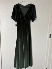 Baltic Born Meghan Velvet Maxi Wrap Dress Small Dark Green  Holiday Luxury