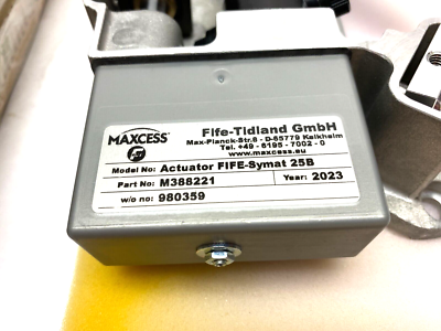 Fife-Tidland Maxcess M388221 Actuator Drive Unit FIFE-Symat Fife-Tidland Maxcess M388221 Actuator Drive Unit FIFE-Symat