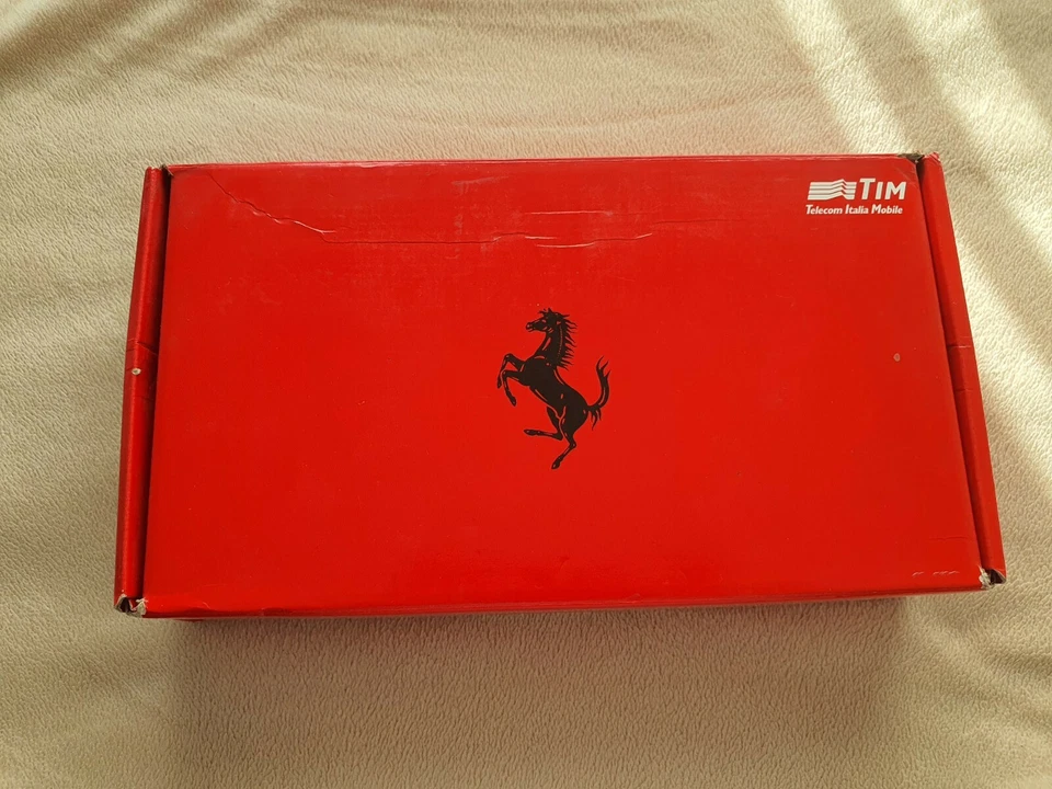 Hagenuk FERRARI GIALLO MODENA 🚖 - Immagine 3 di 4