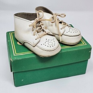 vintage stride rite shoes