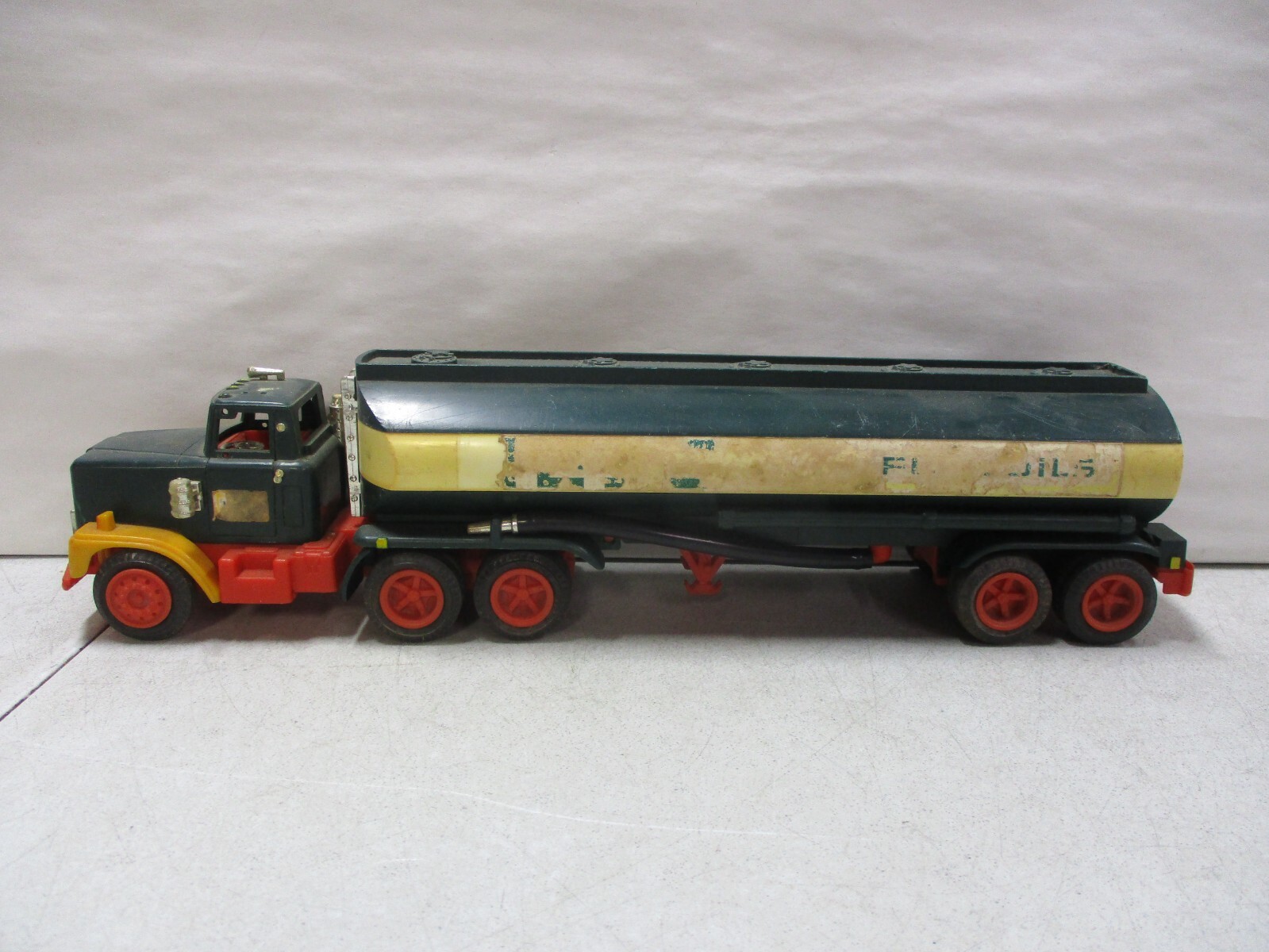 Hot 1974 hess truck Store